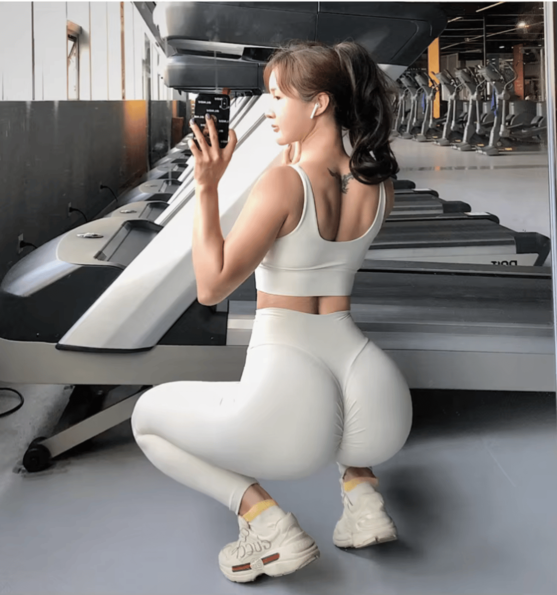 Seamless Solid Color Yoga Pants – High-Waist Sports Leggings for Women Soisou - Women's Tights & Leggings 1