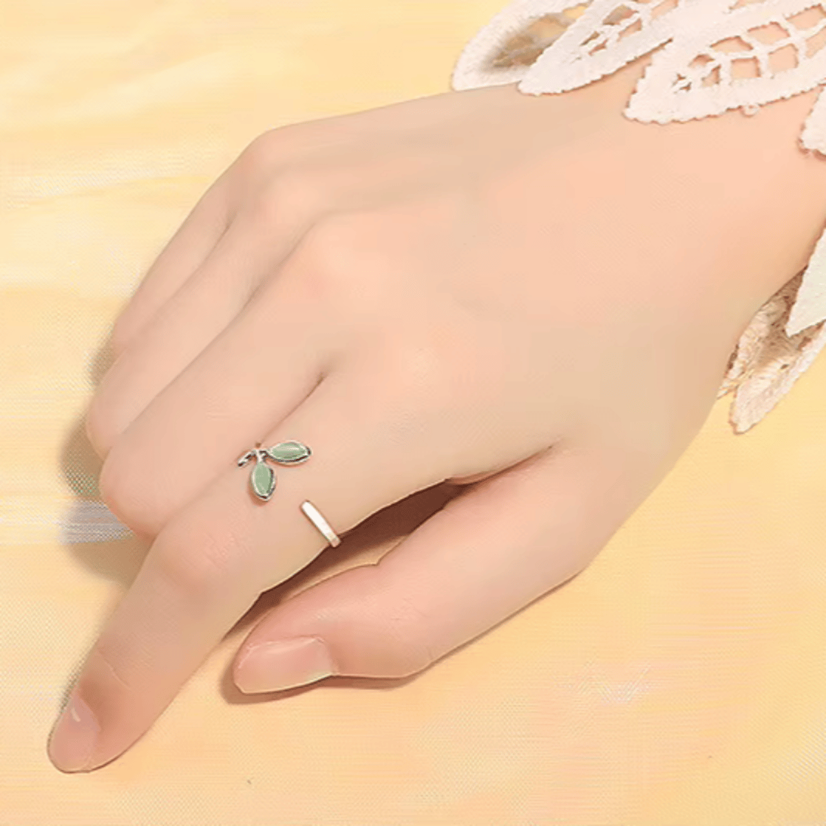 925 Sterling Silver Small Leaves Micro-Insert Opening Ring