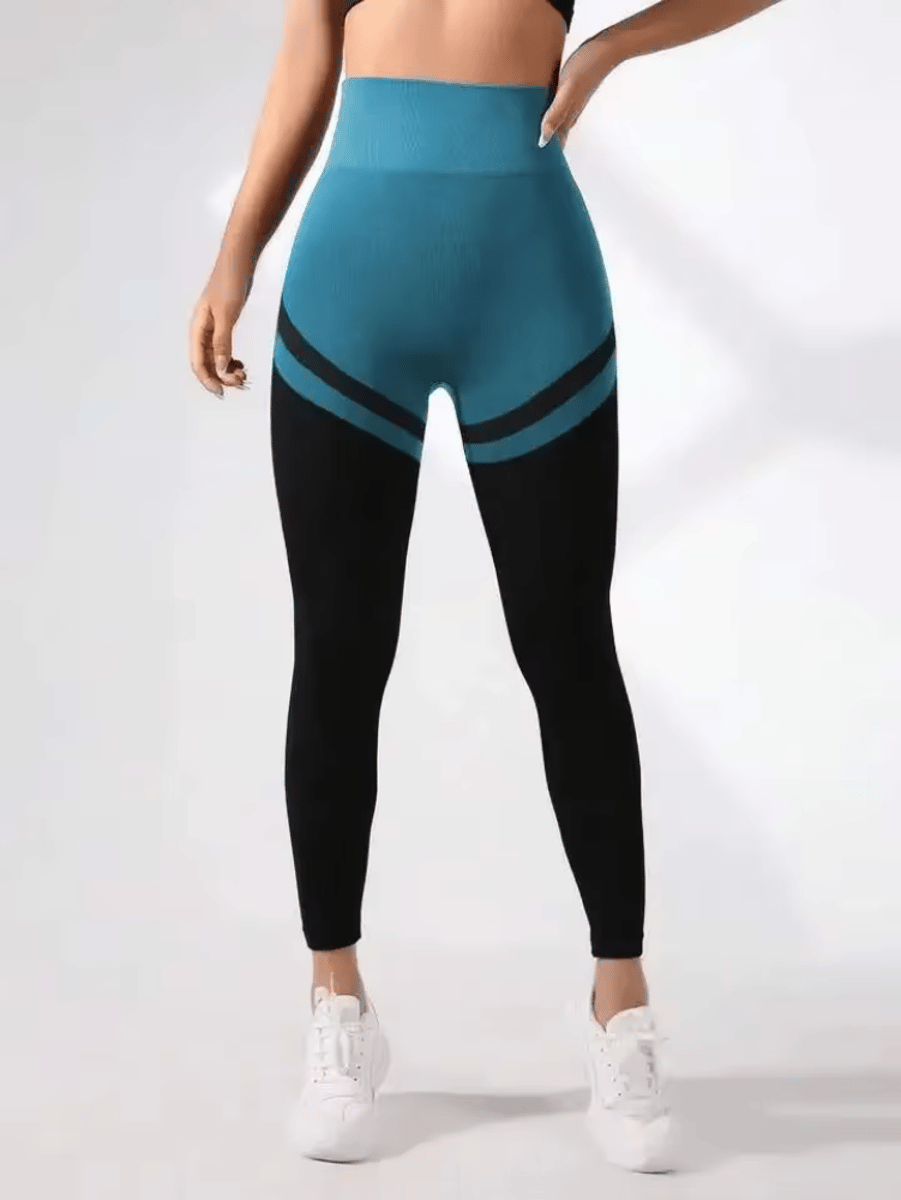 High-Waist Seamless Striped Leggings for Yoga and Fitness High-Waist Seamless Striped Leggings for Yoga and Fitness