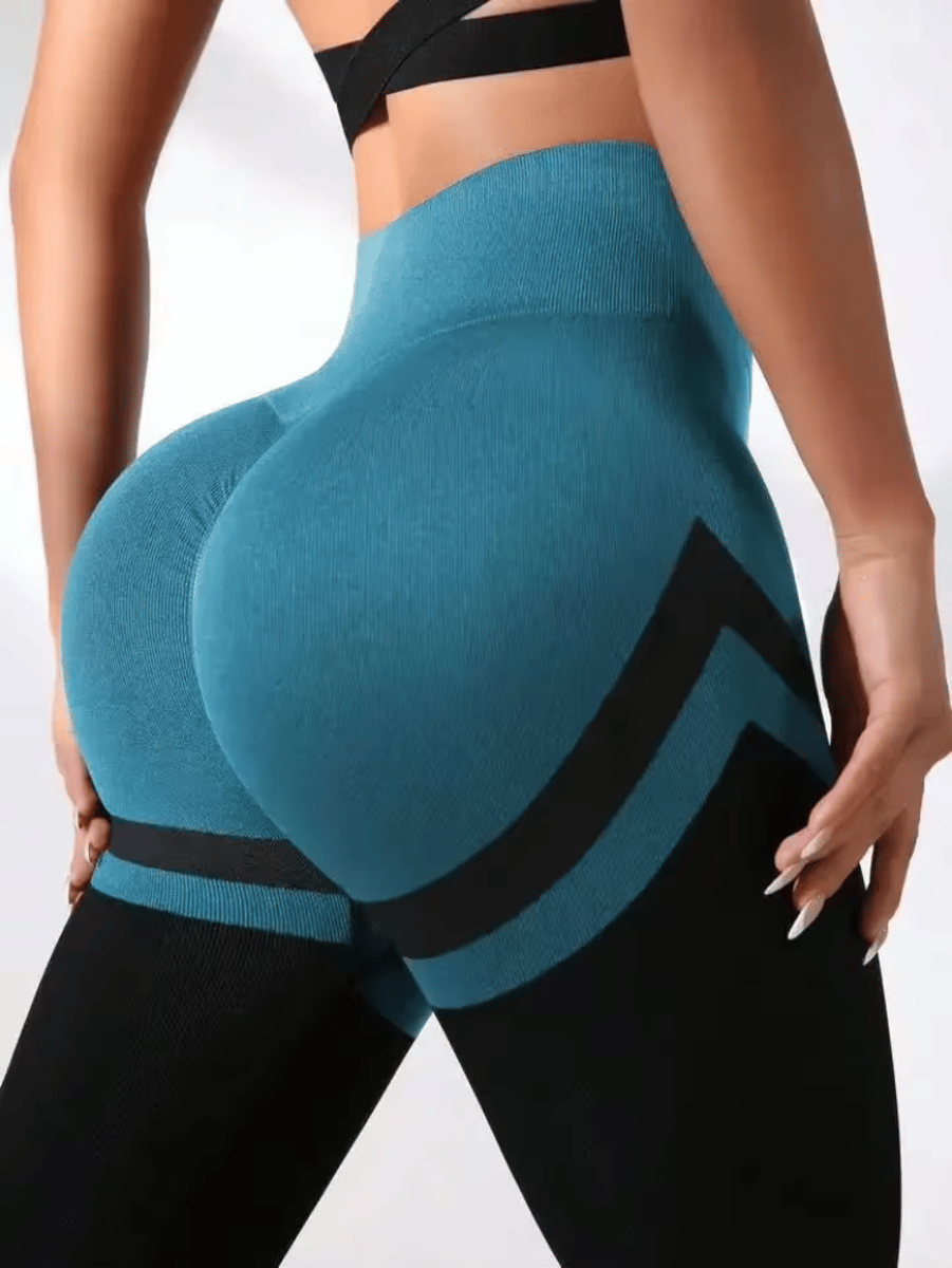 High-Waist Seamless Striped Leggings for Yoga and Fitness High-Waist Seamless Striped Leggings for Yoga and Fitness