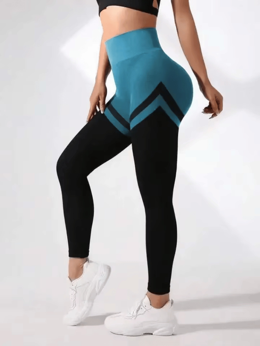 High-Waist Seamless Striped Leggings for Yoga and Fitness High-Waist Seamless Striped Leggings for Yoga and Fitness