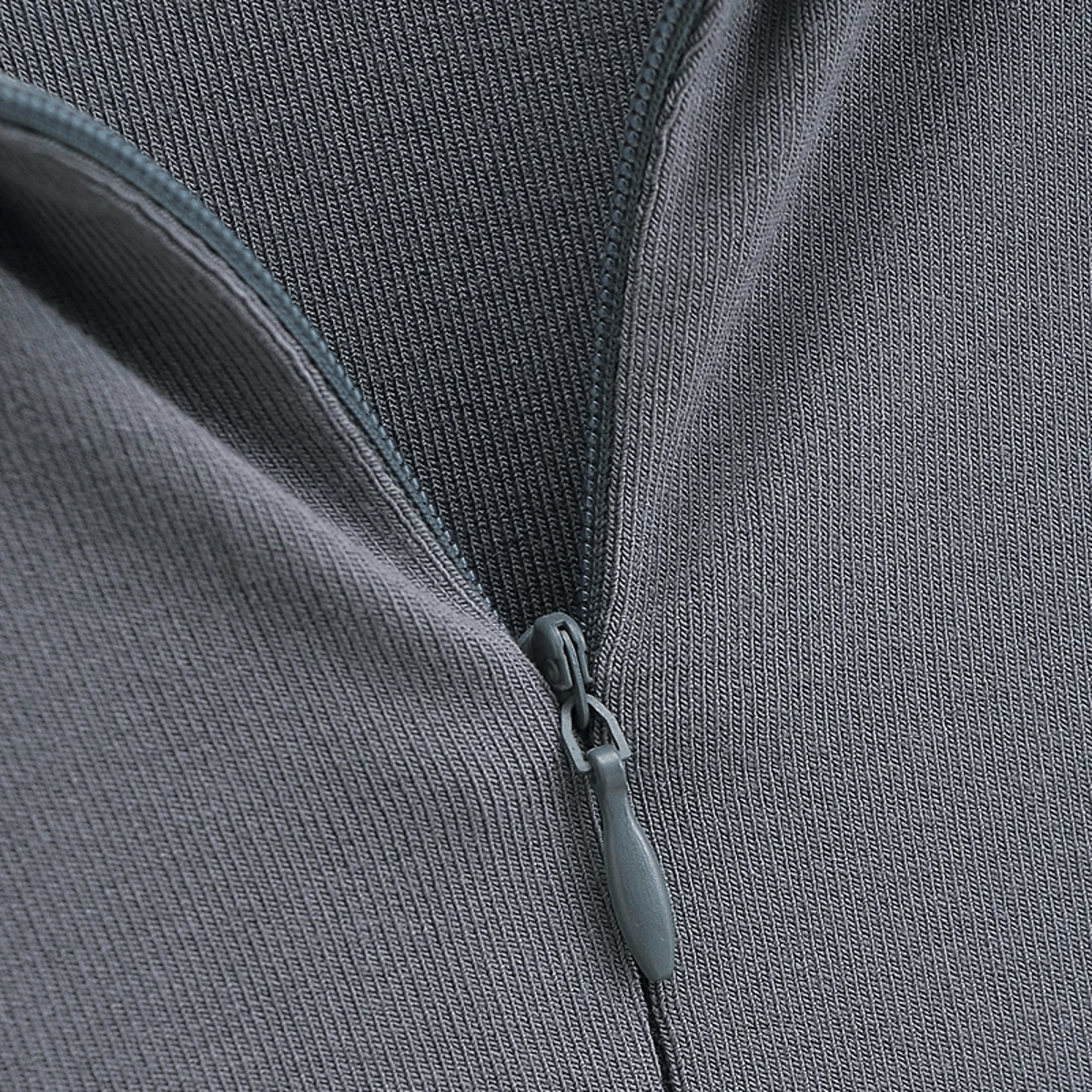 Zip-Up Long Sleeve Bodysuit with Bodycon Fit and Solid Color Zip-Up Long Sleeve Bodysuit with Bodycon Fit and Solid Color