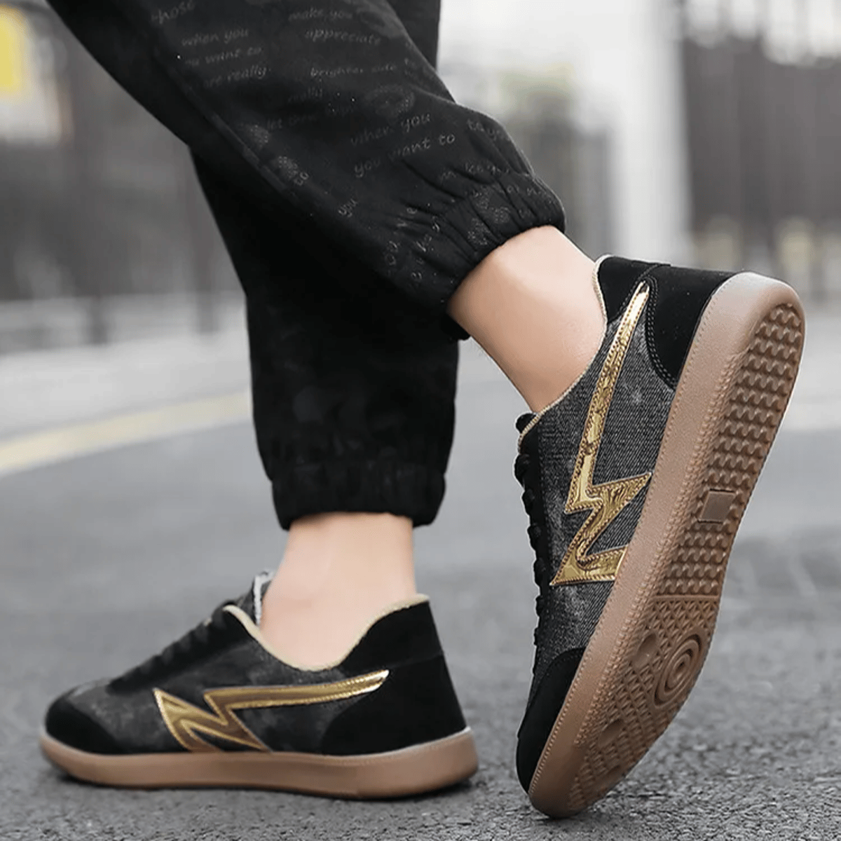 Oein - Men's Low Top Sneakers 4