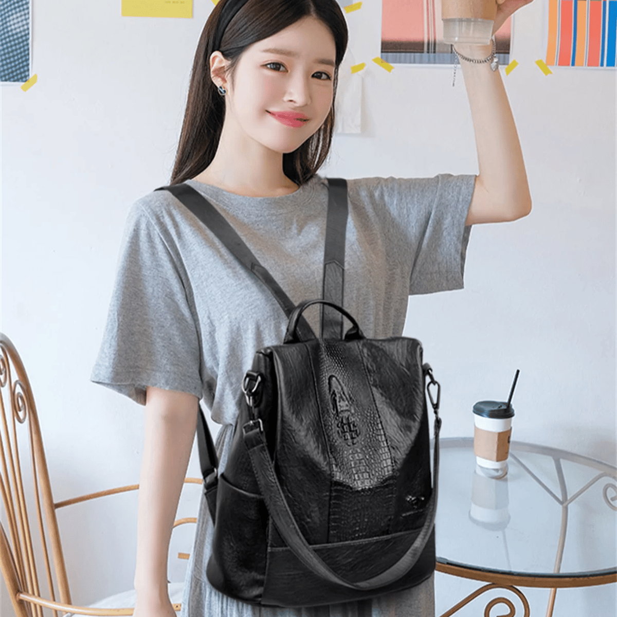 Stylish Crocodile Pattern Leather Backpack with Large Capacity