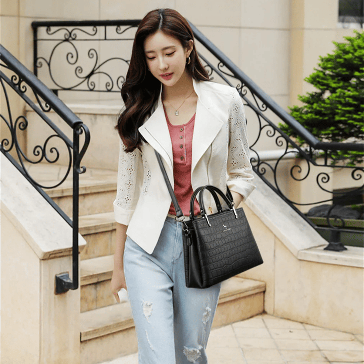 Elegant Genuine Leather Women’s Handbag Stylish Crossbody Shoulder Bag Elegant Genuine Leather Women’s Handbag Stylish Crossbody Shoulder Bag