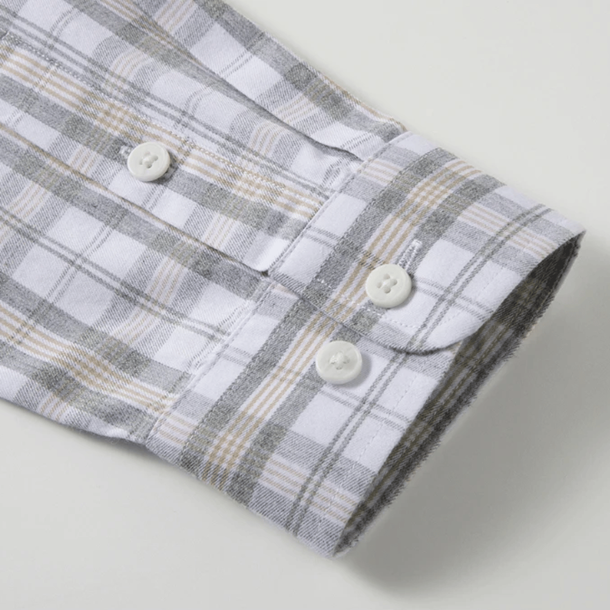 Men’s Versatile Plaid Long-Sleeve Shirt for Business and Casual