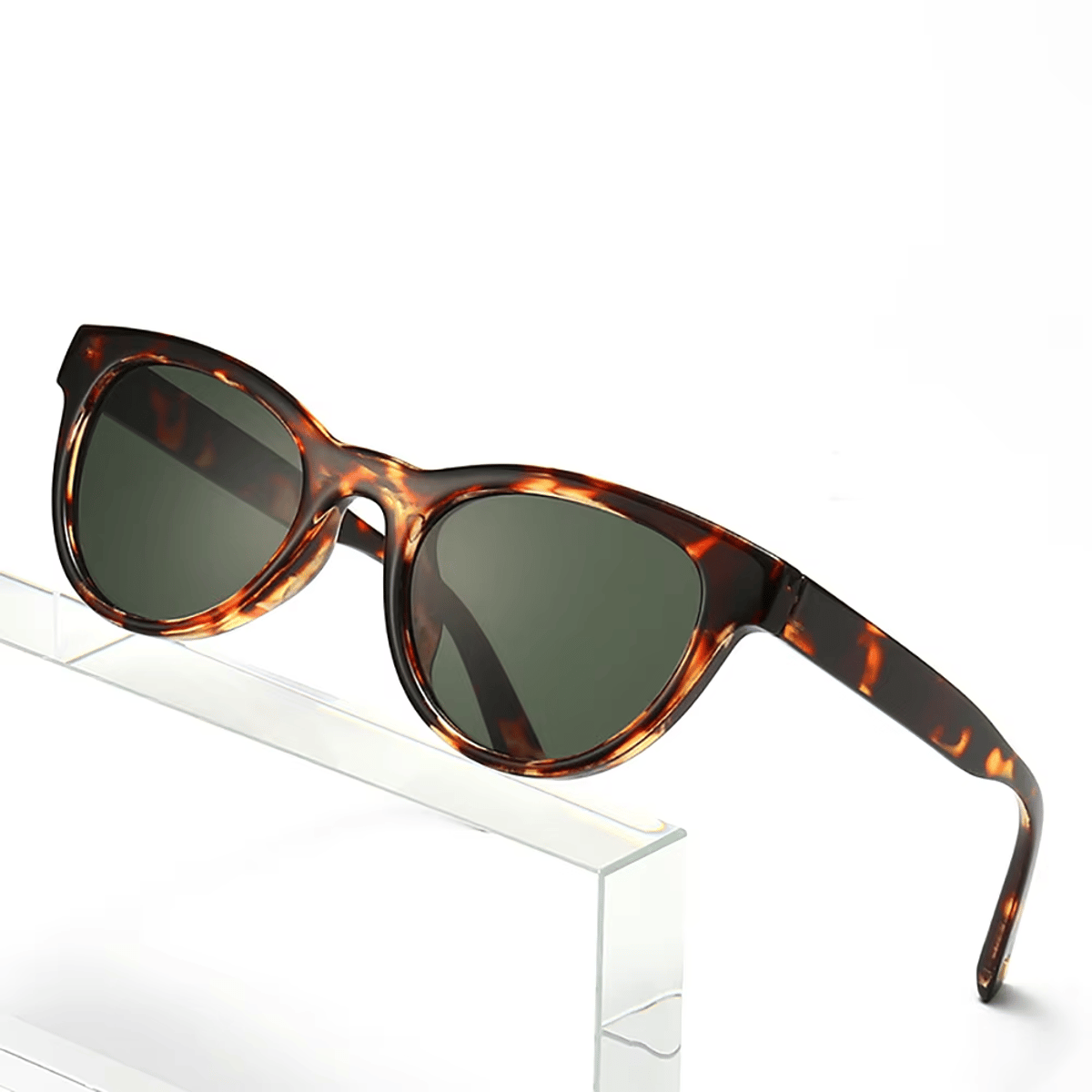 Retro Cat Eye Sunglasses for Women with UV Protection Vivibee - Women's Cat Eye Sunglasses 1