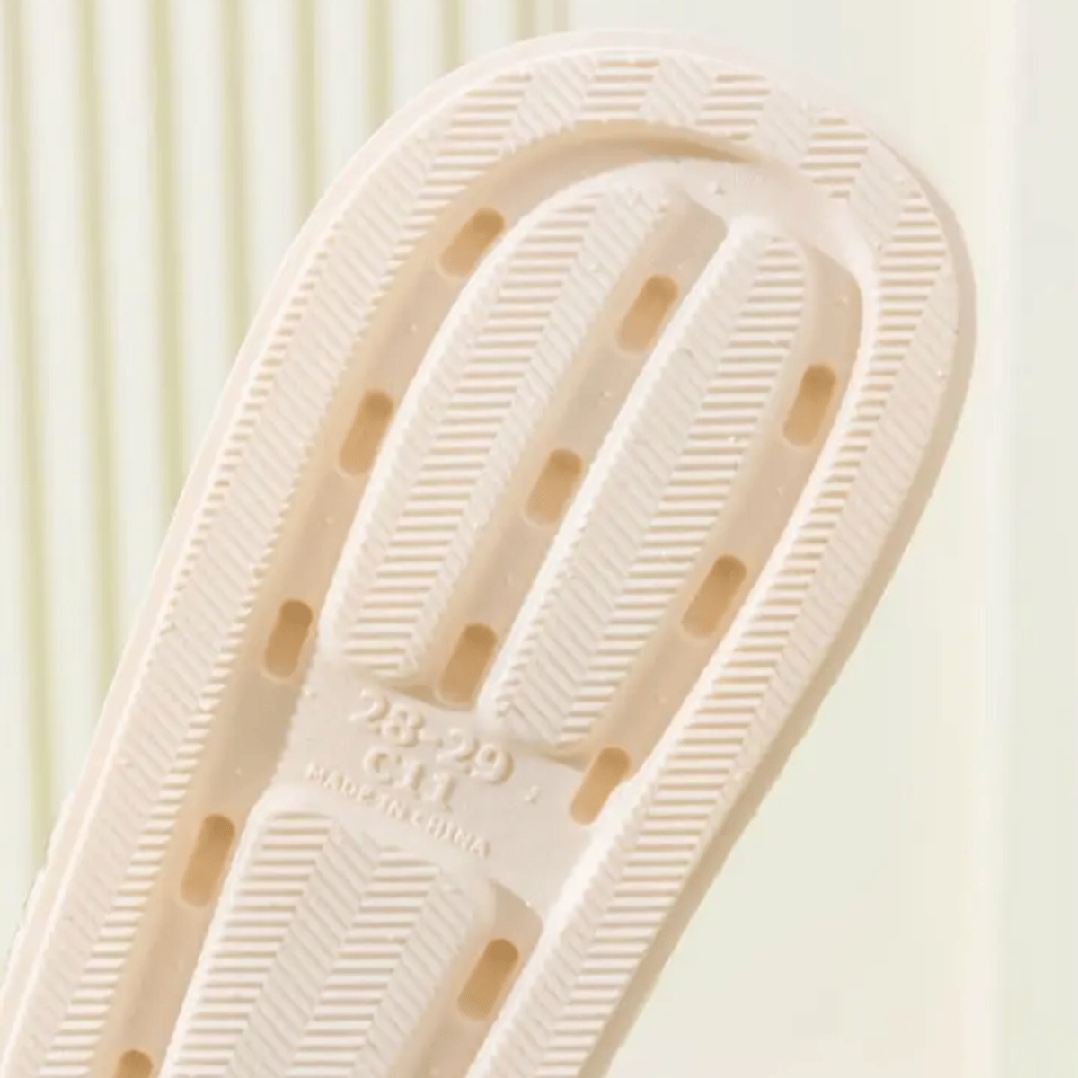 57358fc8-5966-4950-97df-b79ee160837b018552.png Zyczwl - Kids's Beach Slippers 3