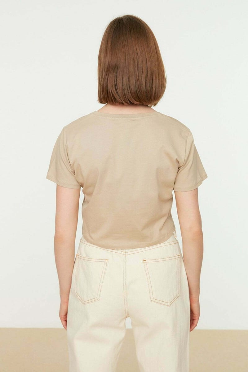 10_org_zoom V-Neck Crop T-Shirt - Casual T-Shirt 43