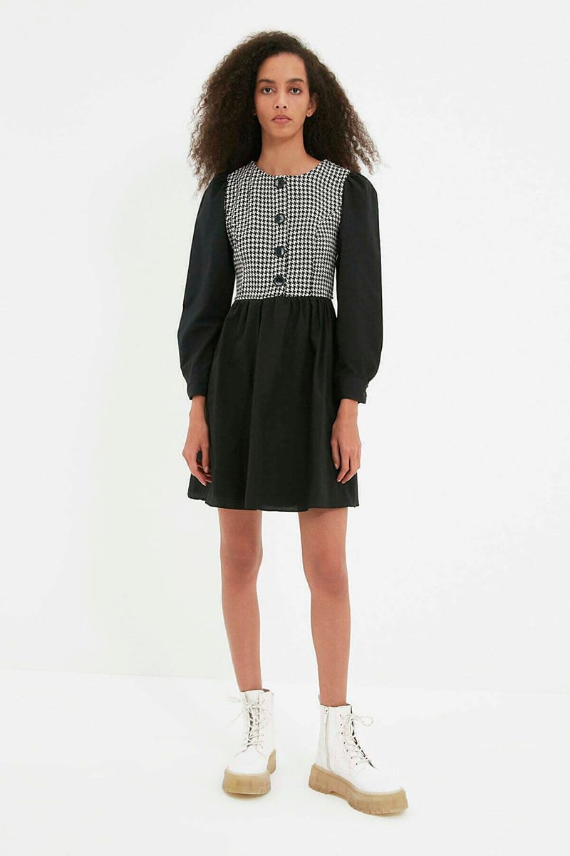 1_org_zoom Checked Button Detail Dress - Mini Dresses 15
