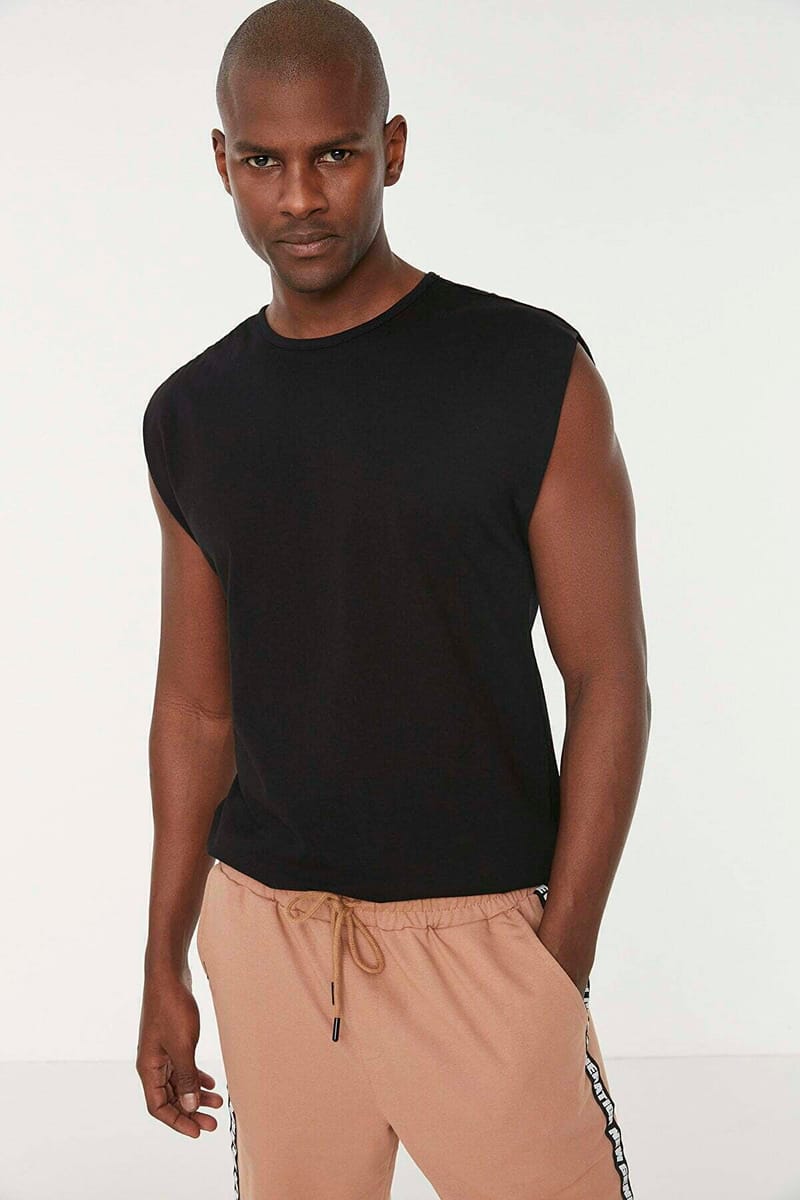 Essential Vest - Vests 20