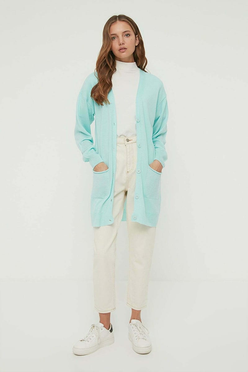 2_org_zoom-215.jpg V-Neck Pocket Detail Cardigan - Cardigans 15