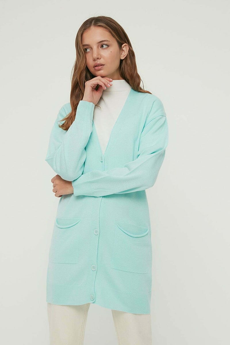 4_org_zoom-195.jpg V-Neck Pocket Detail Cardigan - Cardigans 17