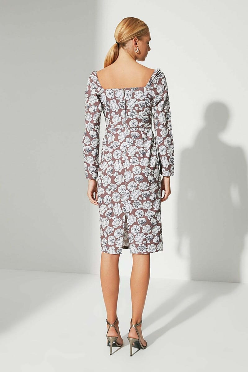 4_org_zoom Square Neck Floral Print Dress - Midi Dresses 35