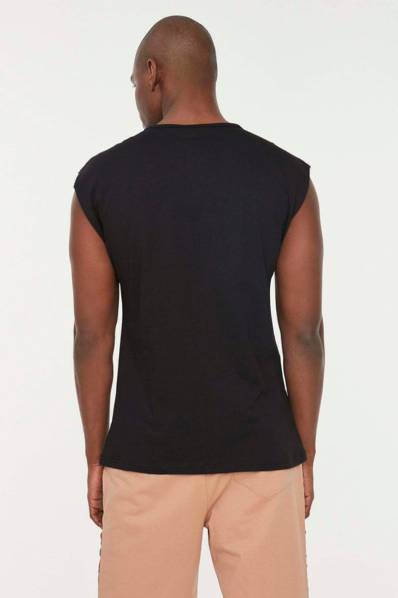 Essential Vest - Vests 24