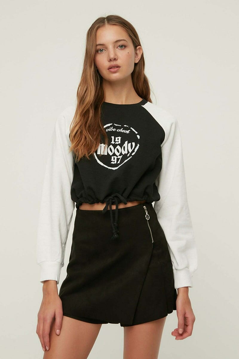 6_org_zoom Colorblock Tie Detail Crop Sweatshirt - Sweatshirts 38