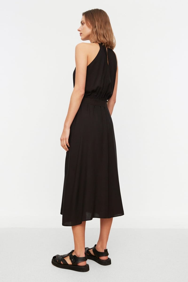 Halter Neck Pleated Dress - Midi Dresses 49