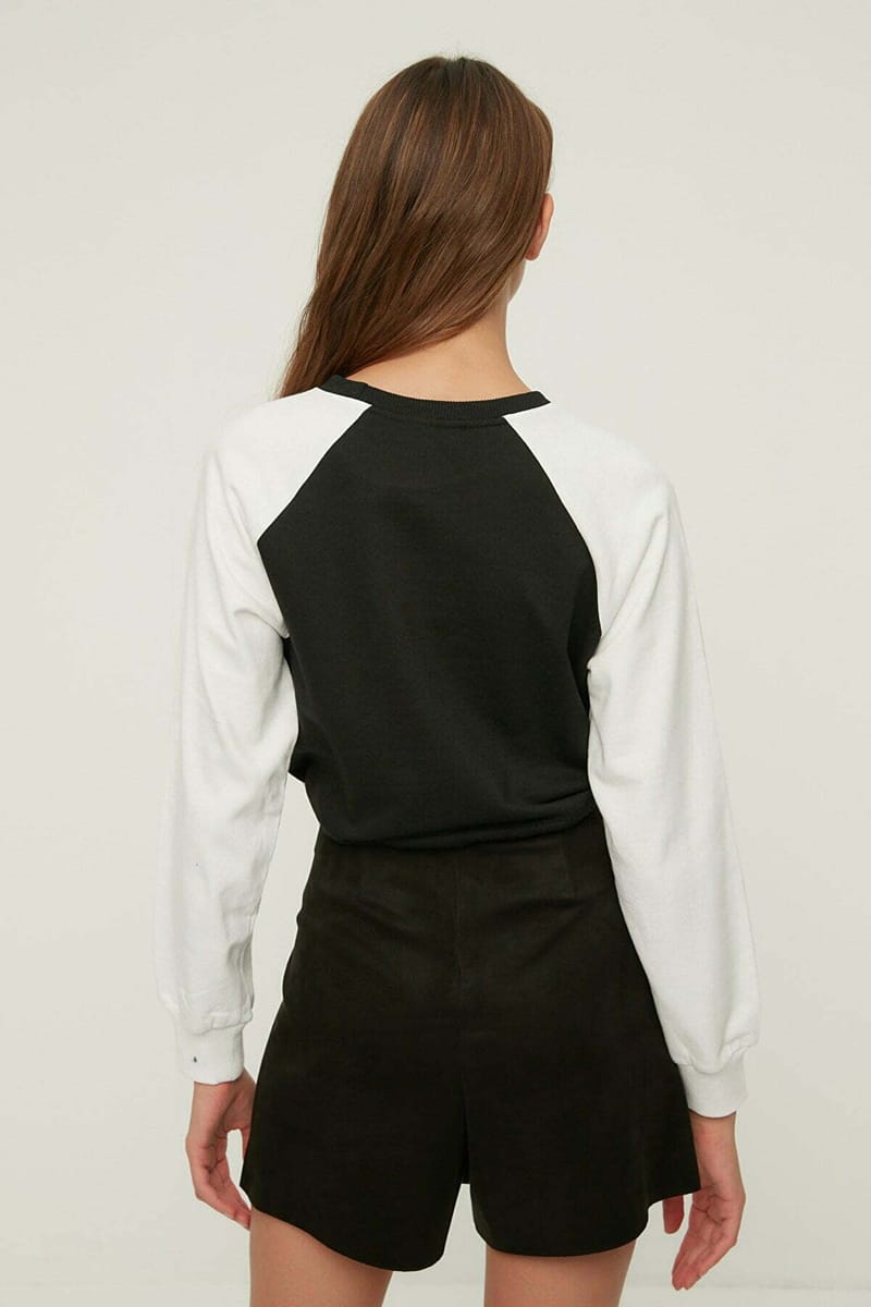 7_org_zoom Colorblock Tie Detail Crop Sweatshirt - Sweatshirts 39