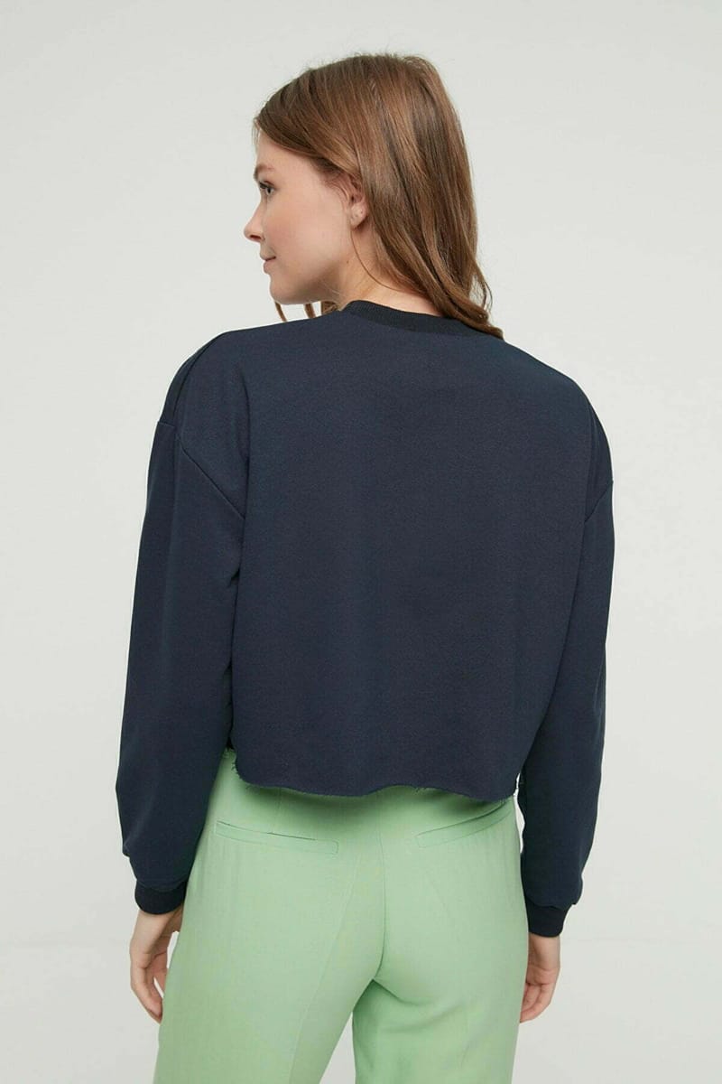 Crop Printed Sweatshirt - Sweatshirts 34