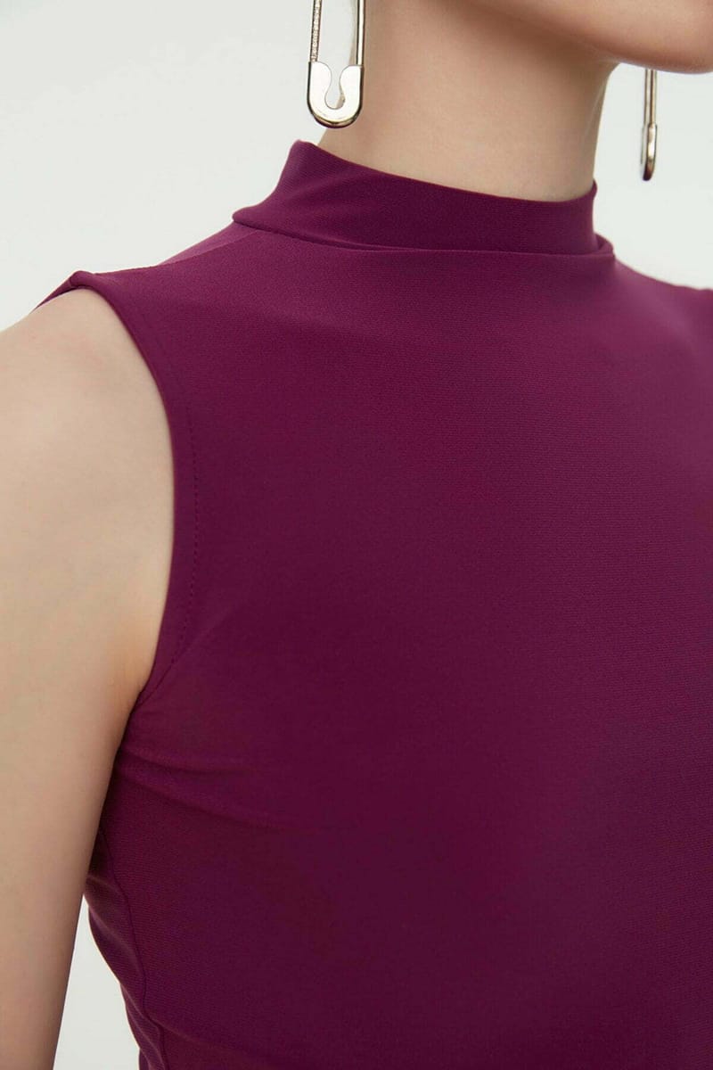 9_org_zoom High Neck Knitted Crop Top - Cropped Tops 18