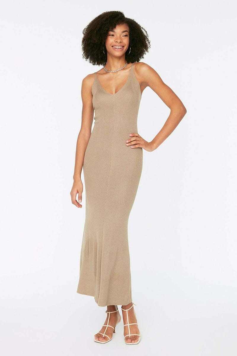 Cami Plunge Maxi Knitwear Dress - Maxi Dresses 35