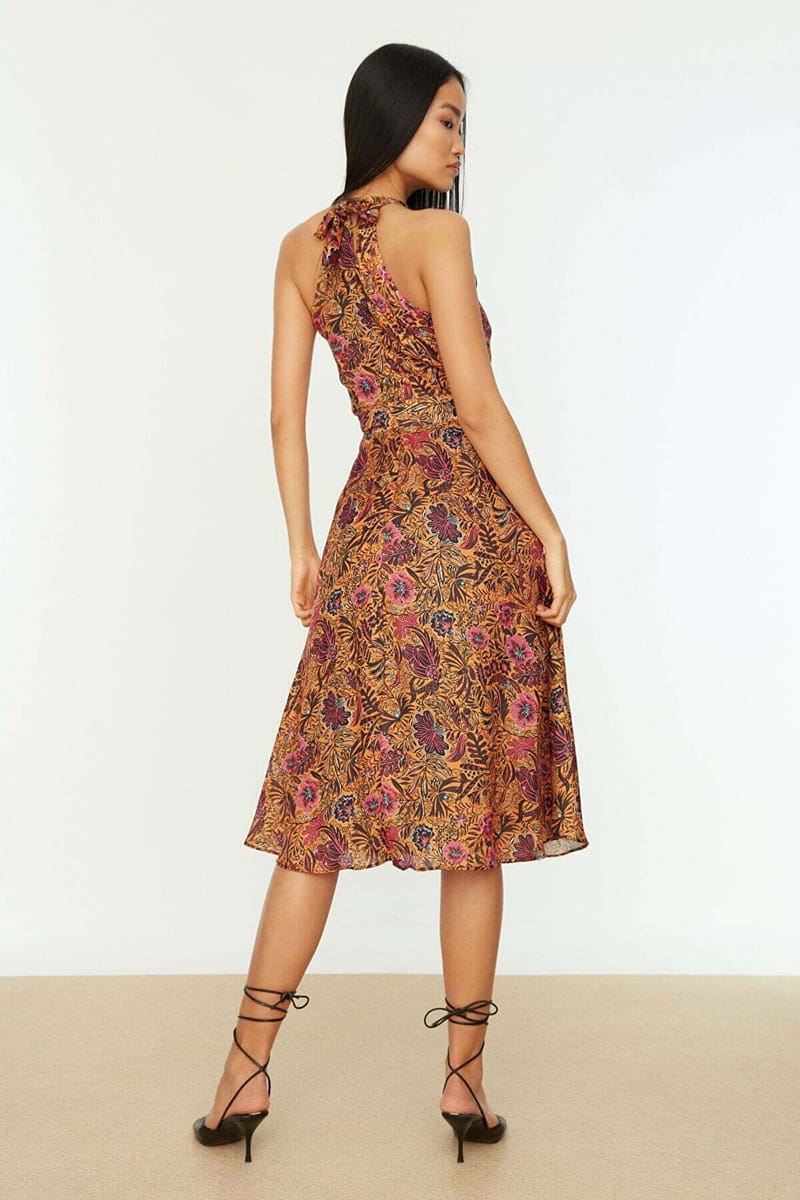 Orange Belt Floral Print Pleated Halter Neck Women's Dress - Midi Dresses 34