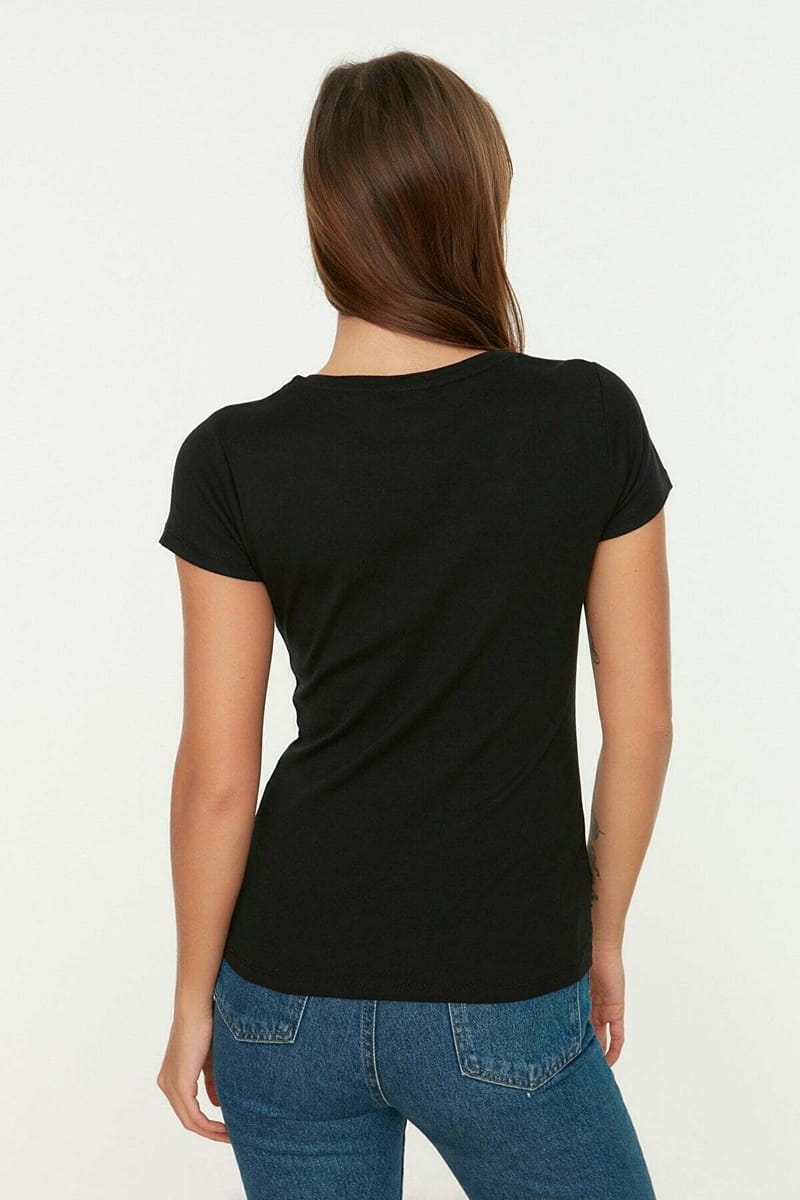 Trendyol - Women's Casual T-Shirt 4