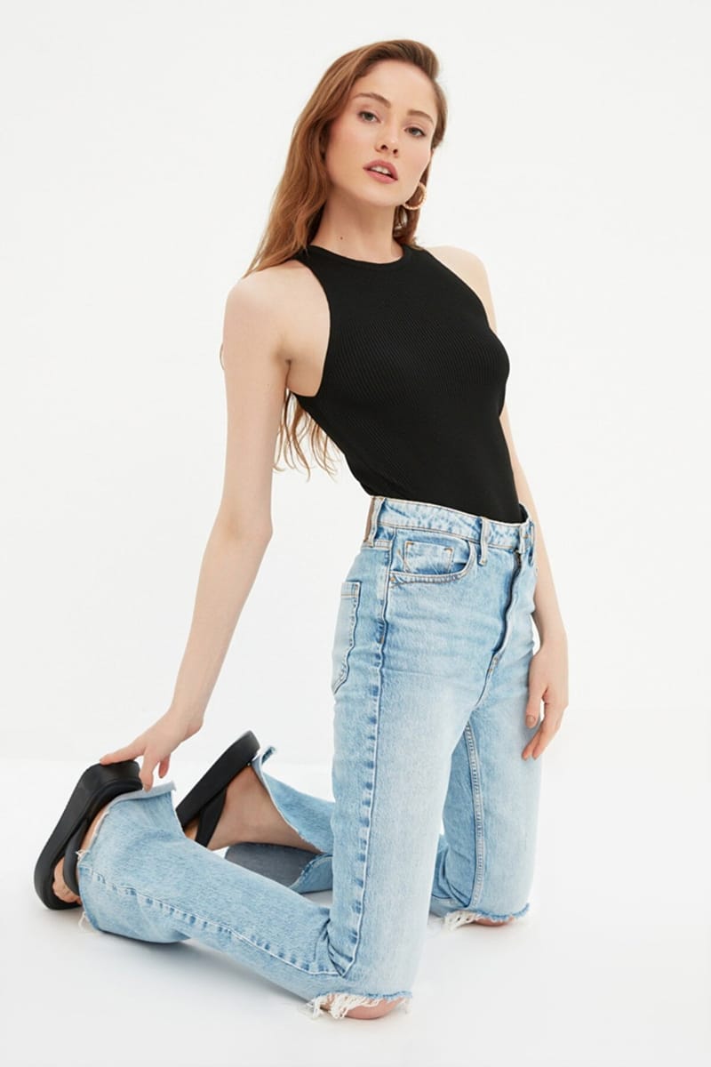 Black Crew Neck Sleeveless Ribbed Women's Top - Sleeveless Tops 22