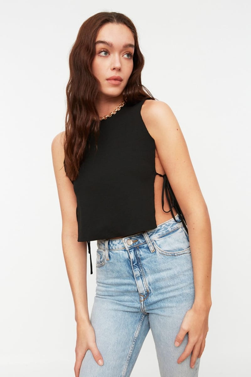 Black Tie Detail Knitted Women's Crop Top - Cropped Tops 15