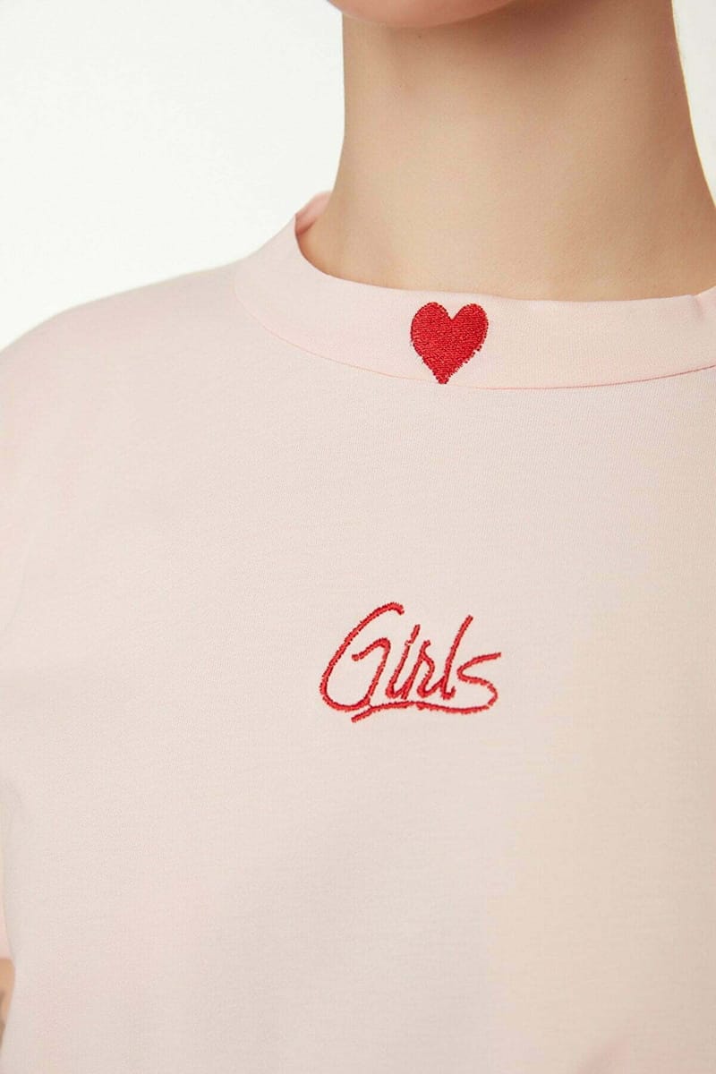 Trendyol - Women's Casual T-Shirt 18