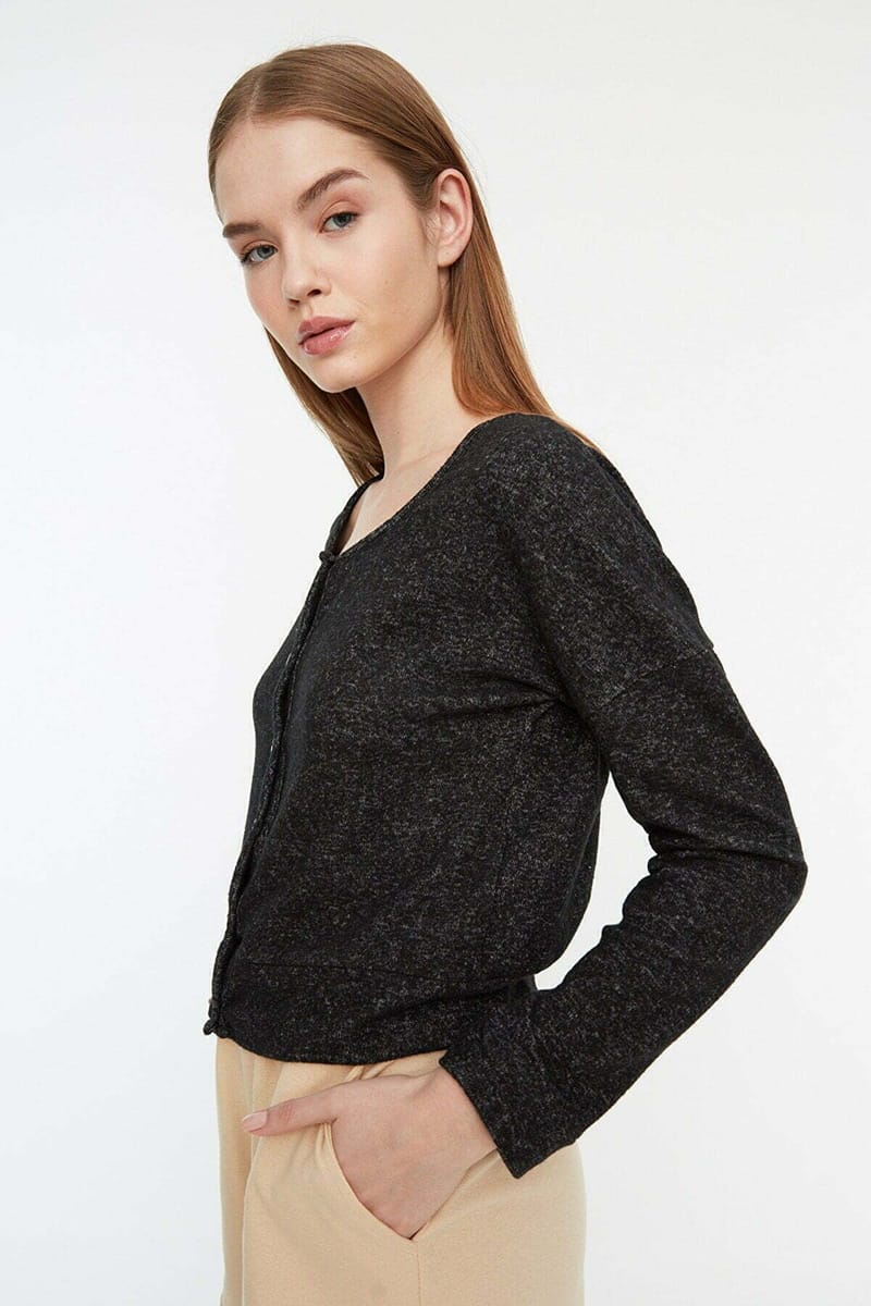 Black Button Down Cropped Knitted Women's Cardigan - Cardigans 17