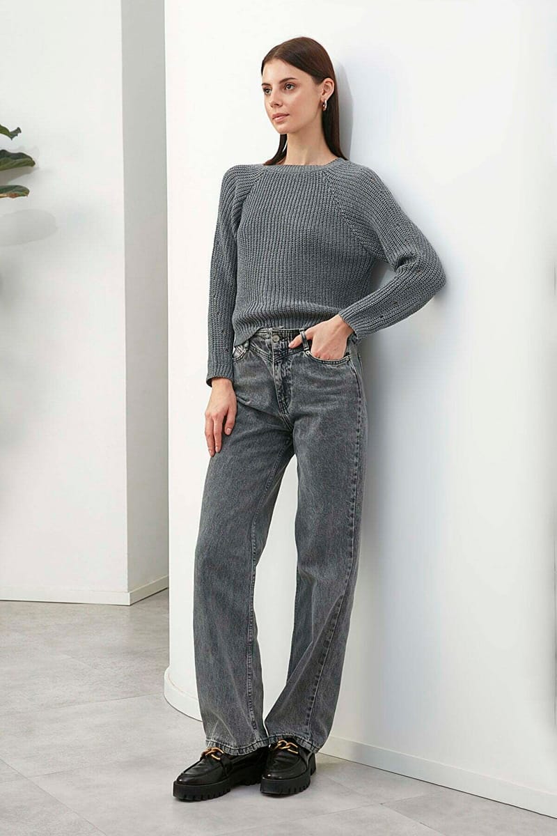 Crew Neck Women's Sweaters Crew Neck Women's Sweaters - Sweaters 10