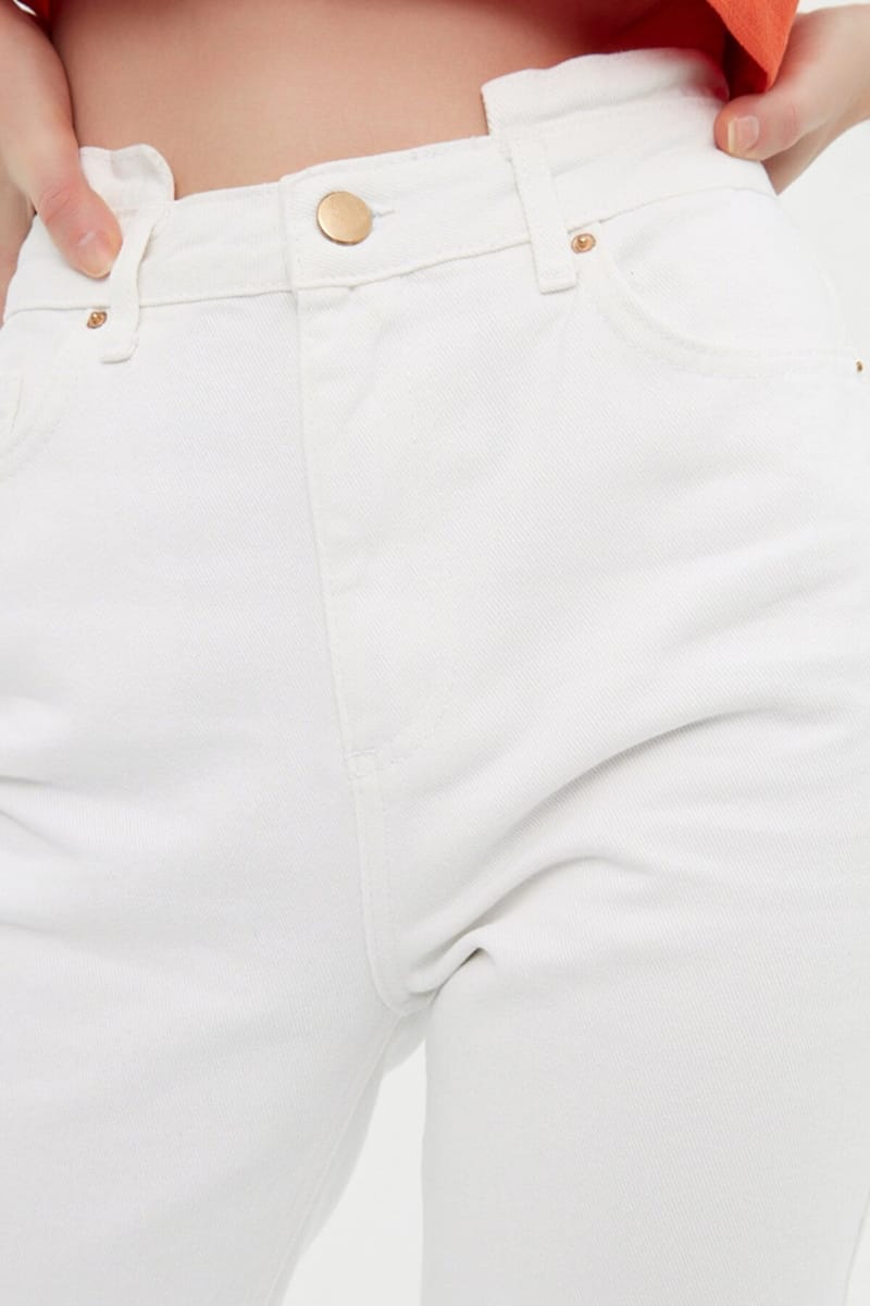 White High Waist Mom Women's Jeans - Mom Jeans 23