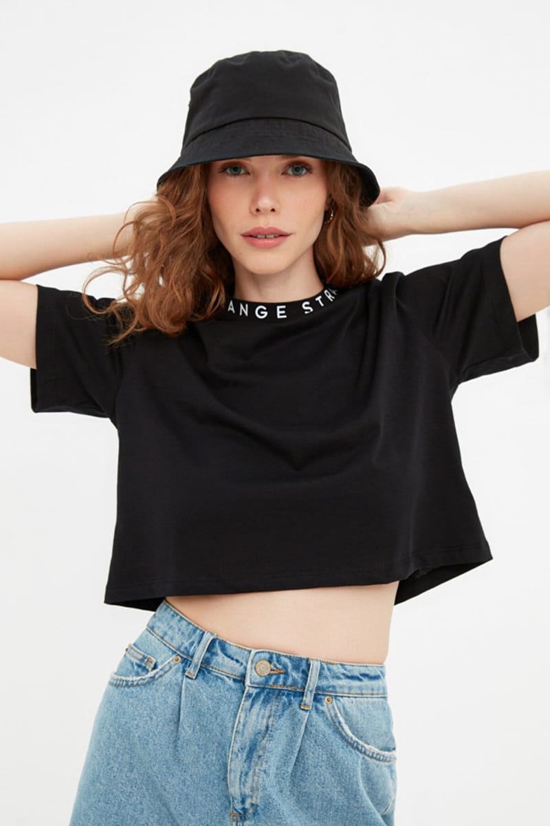 Black Crew Neck Graphic Women's T-Shirt - Casual T-Shirt 26