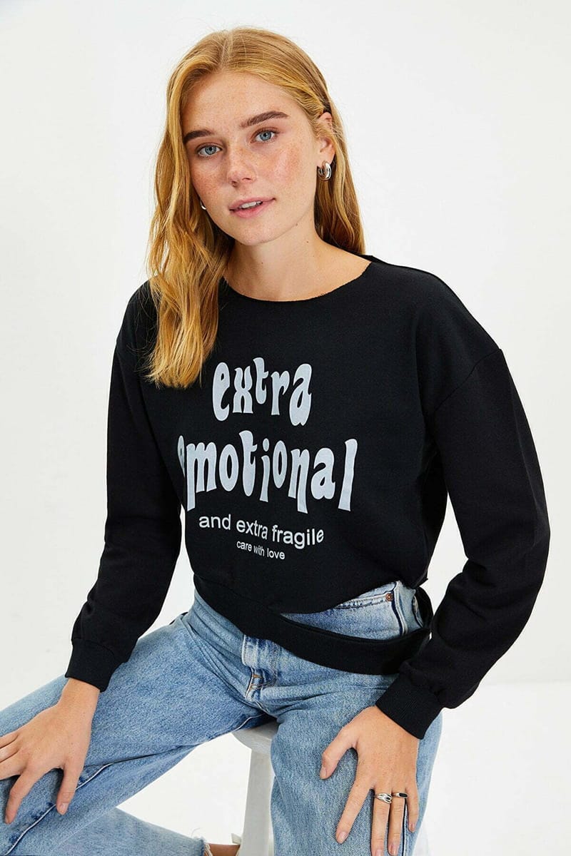 Graphic Knitted Cut Out Women's Sweatshirt - Sweatshirts 64