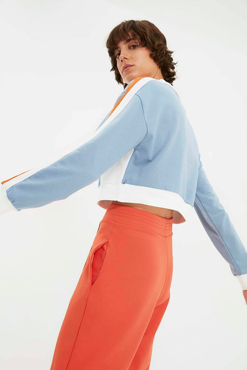 Blue Neck Knitted Cropped Women's Sweatshirt - Sweatshirts 21