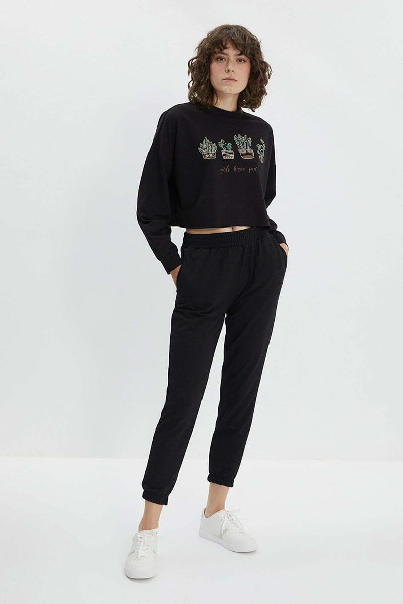 Loose Crop Printed Knitted Sweatshirt Trendyol - Women's Sweatshirts 71