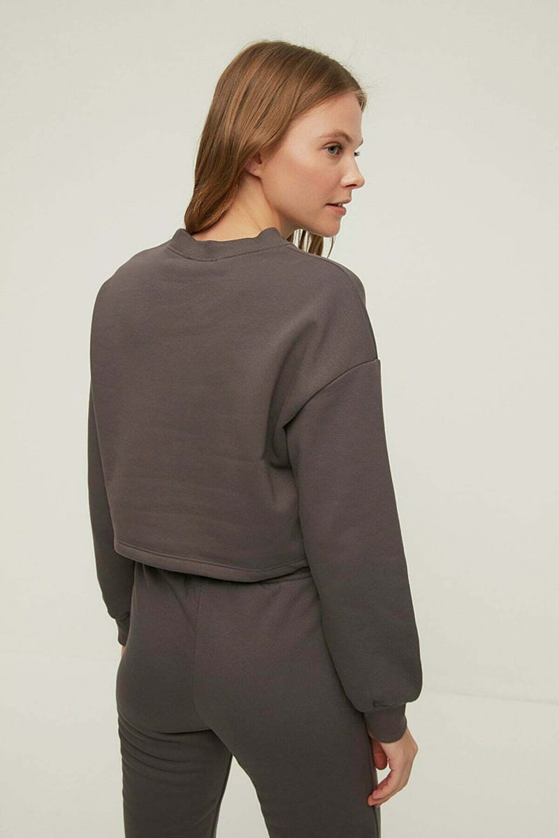 Printed Crop Sweatshirt - Sweatshirts 33