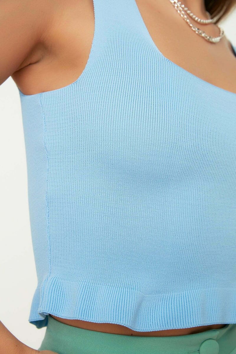 Trendyol - Women's Cropped Tops 13