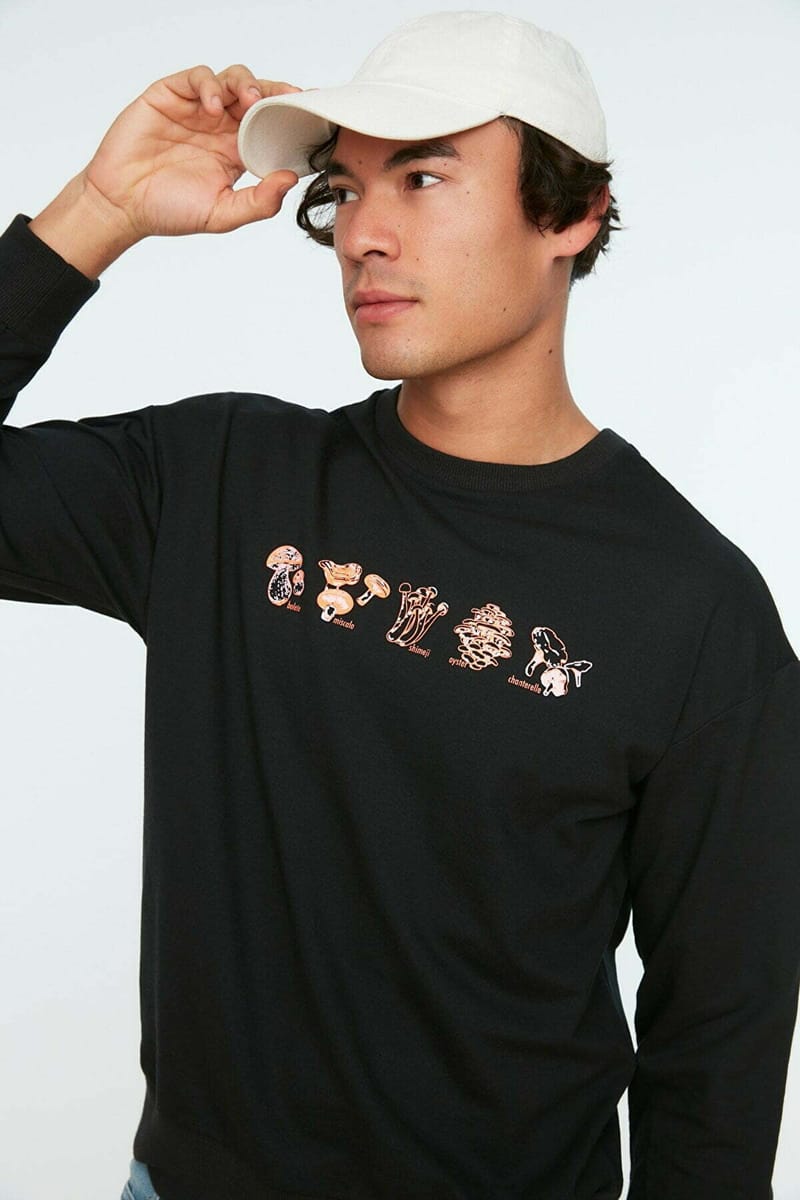 Black Front Print Printed Men's Sweatshirt - Sweatshirts 21