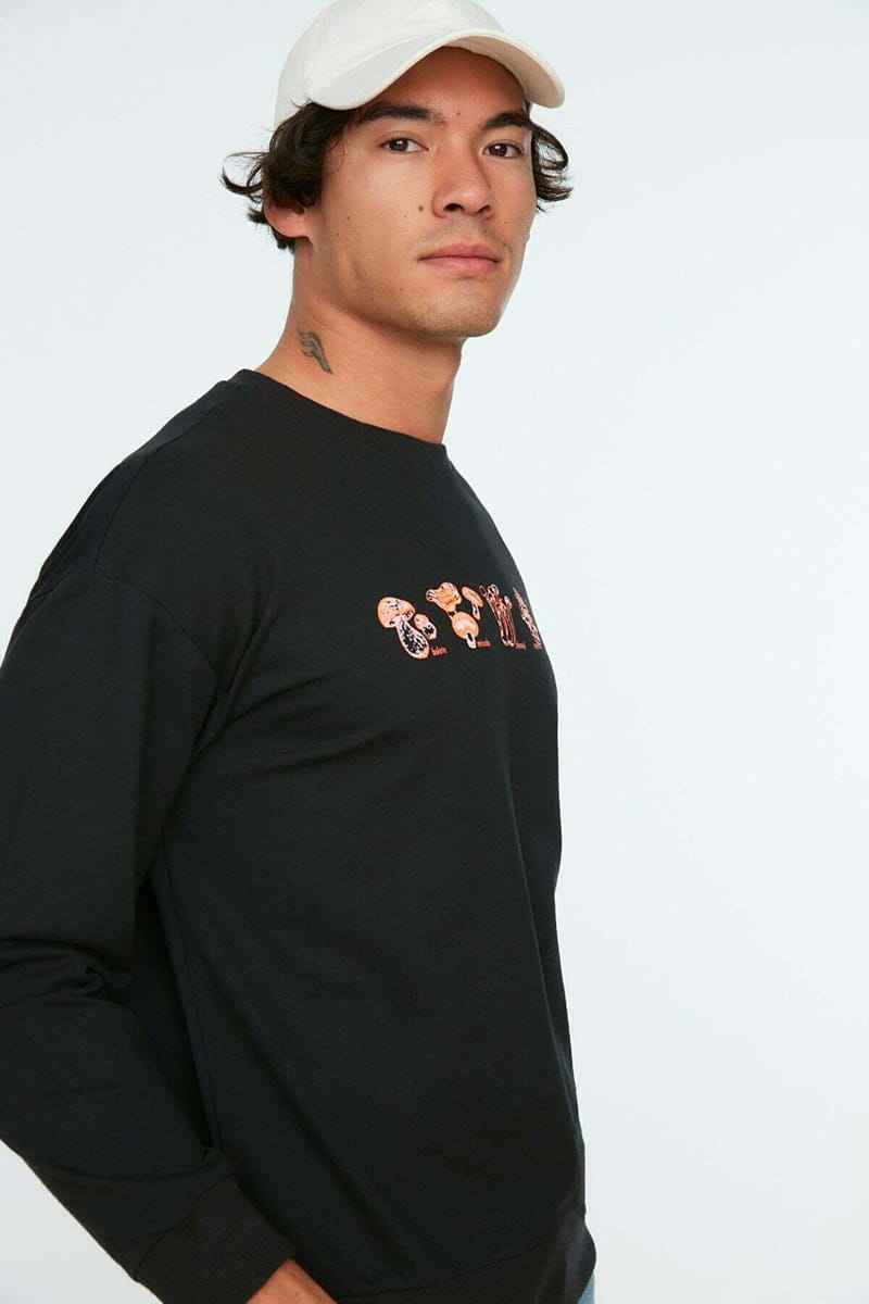Black Front Print Printed Men's Sweatshirt - Sweatshirts 22