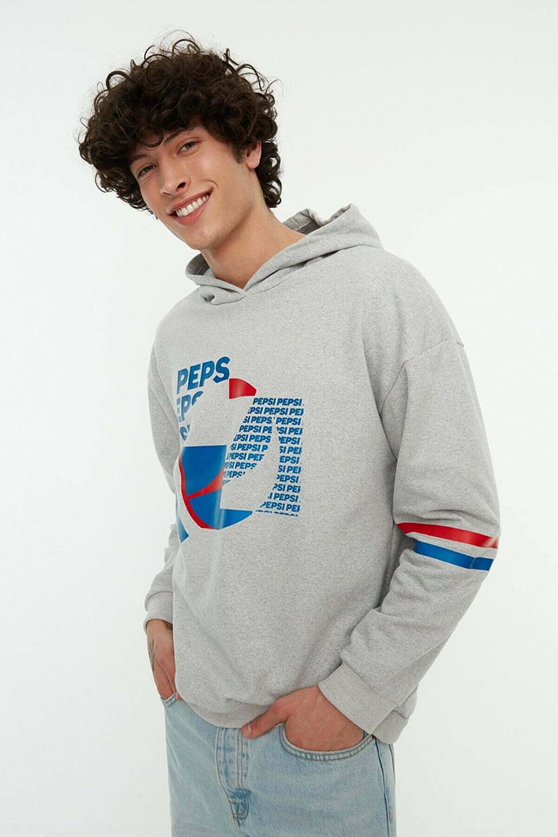 Pepsico Printed Sweatshirt Trendyol - Women's Hoodies 21