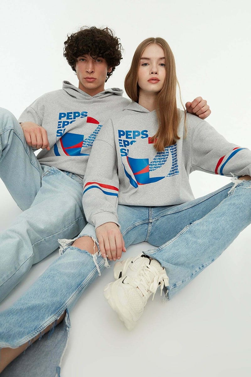 Pepsico Printed Sweatshirt Trendyol - Women's Hoodies 19