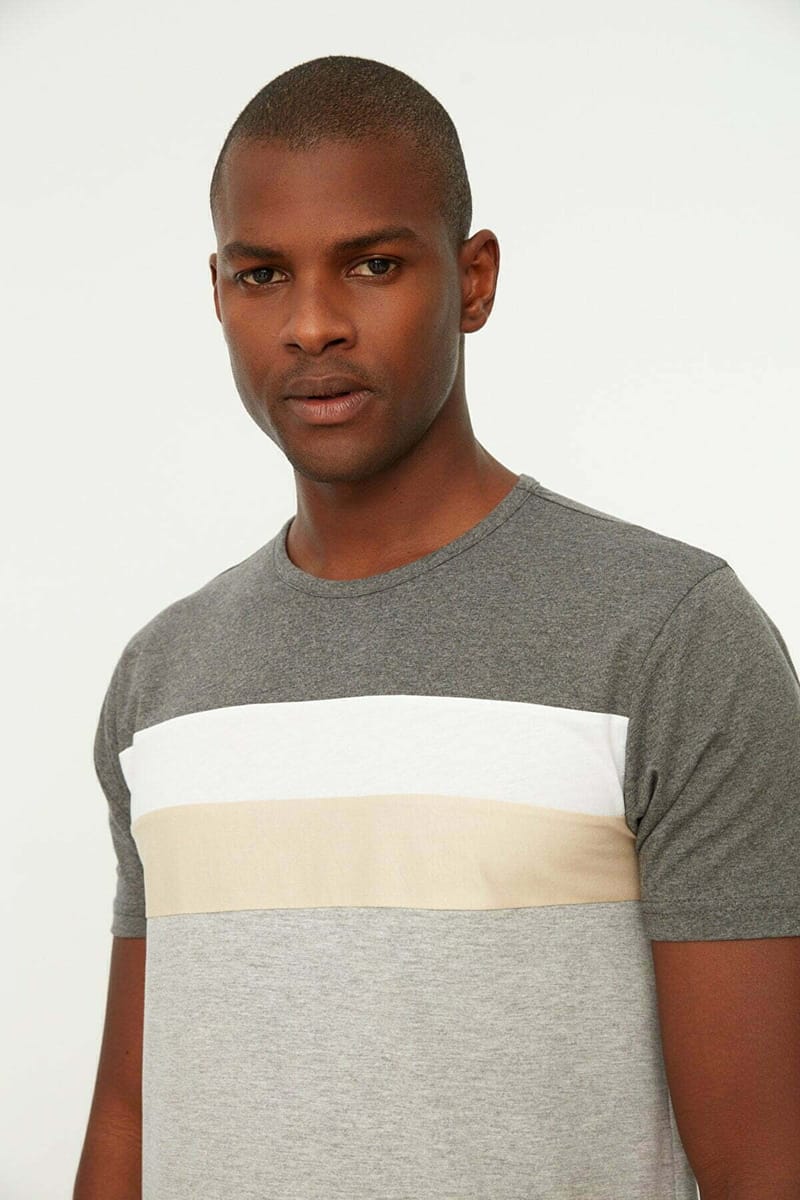 Trendyol - Men's Short Sleeve T-Shirt 45