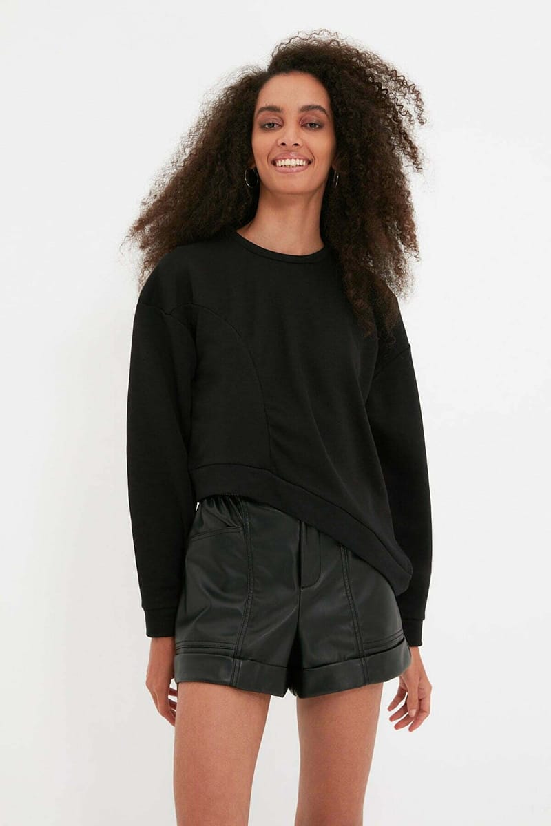 Black Crew Neck Asymmetric Hem Line Women's Sweatshirt - Sweatshirts 19