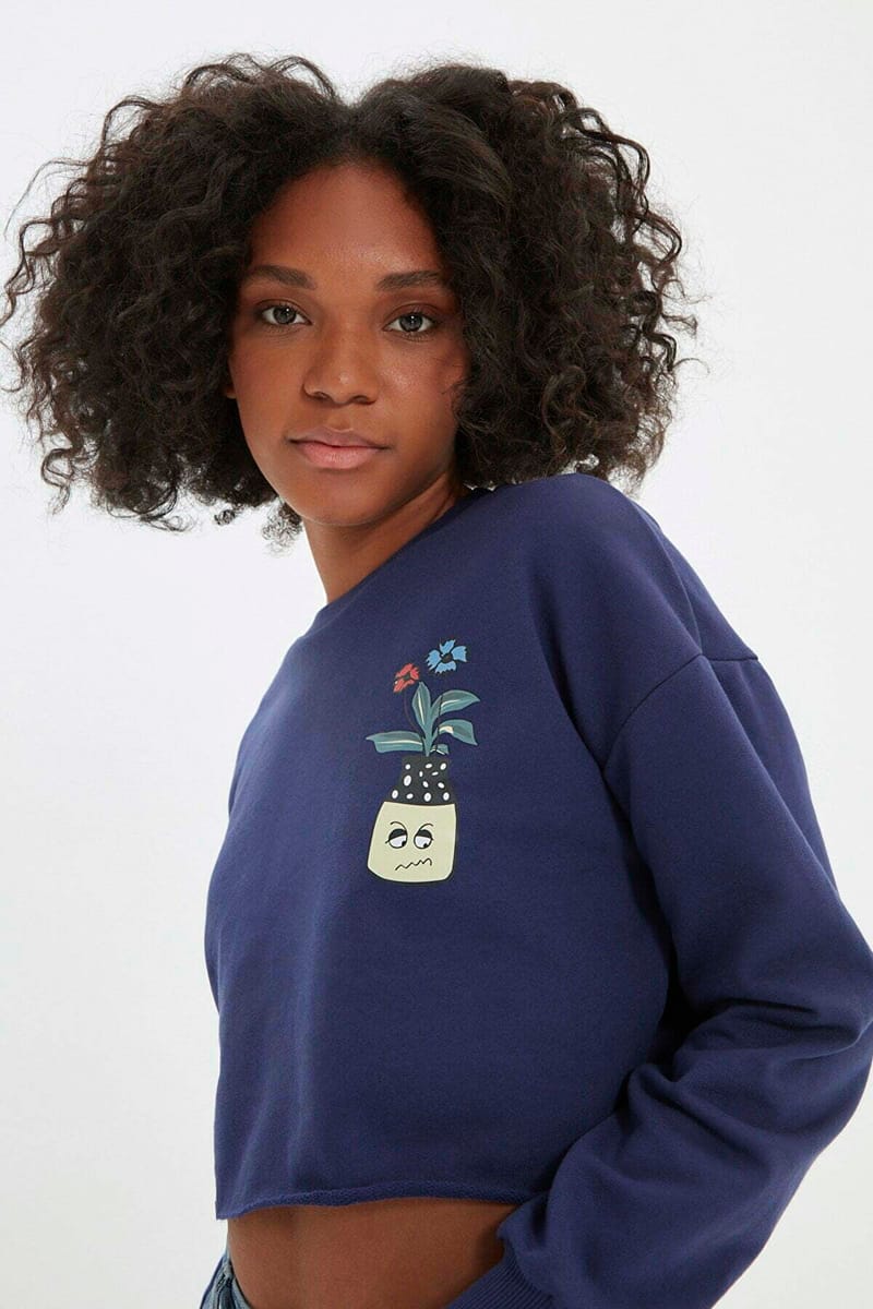 Cropped Crew Neck Front Print Graphic Women's Sweatshirt - Sweatshirts 28