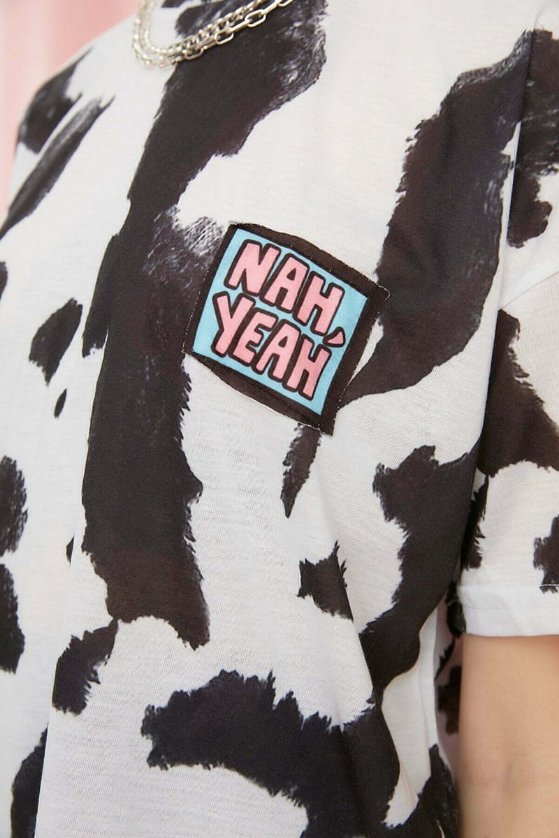 Two Tone Black And White Crew Neck Knitted Women's T-Shirt - Casual T-Shirt 22