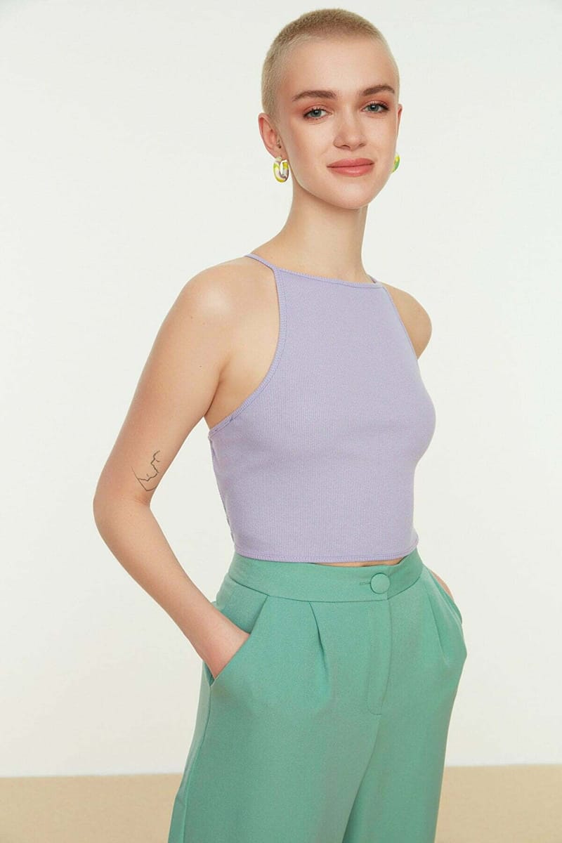 Trendyol - Women's Cropped Tops 14