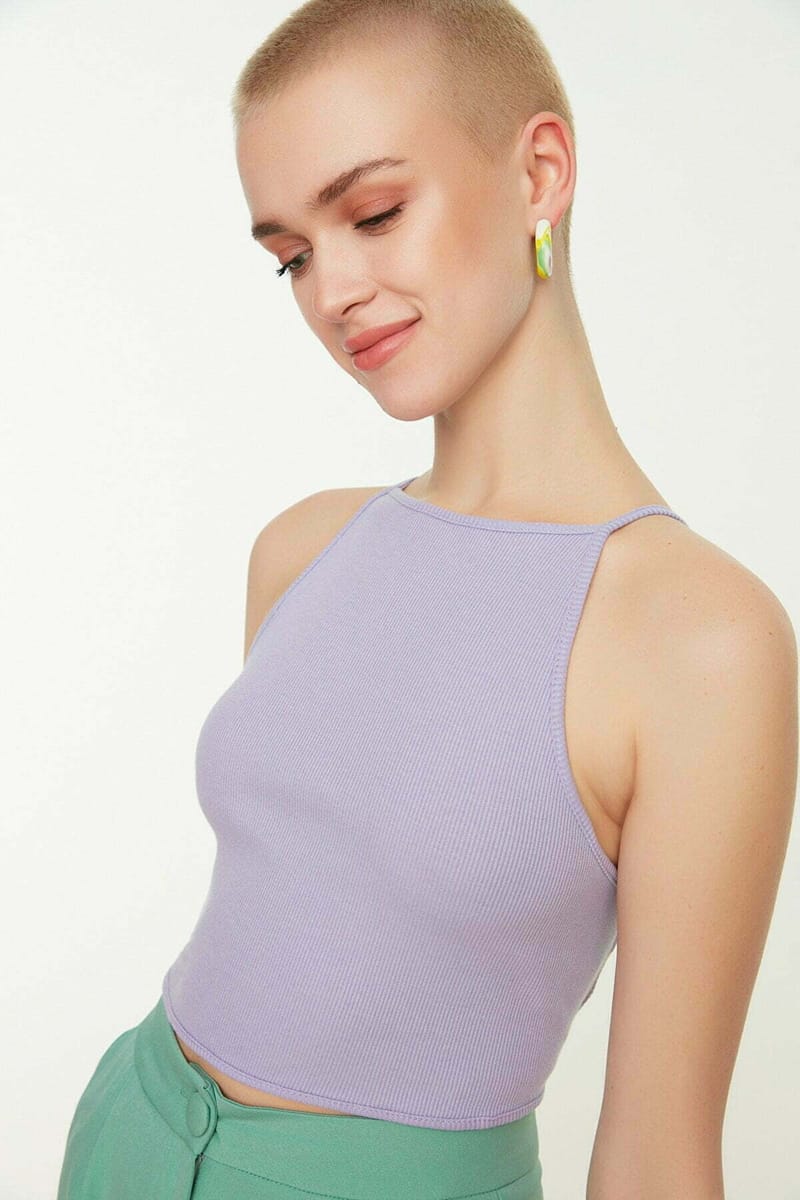 Trendyol - Women's Cropped Tops 18