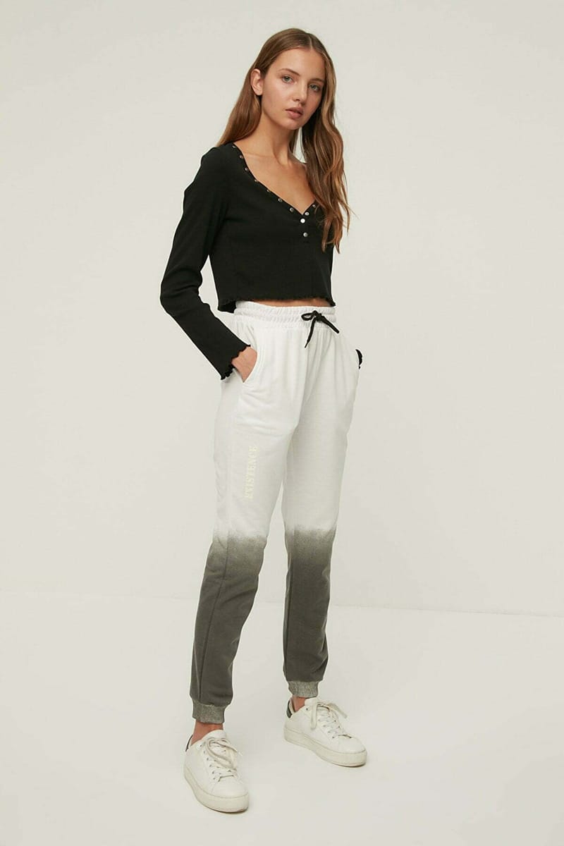 Trendyol - Women's Sweatpants 18